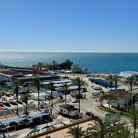 Beachfront Apartment With Terrace And Seaviews Fuengirola Zewnętrze zdjęcie