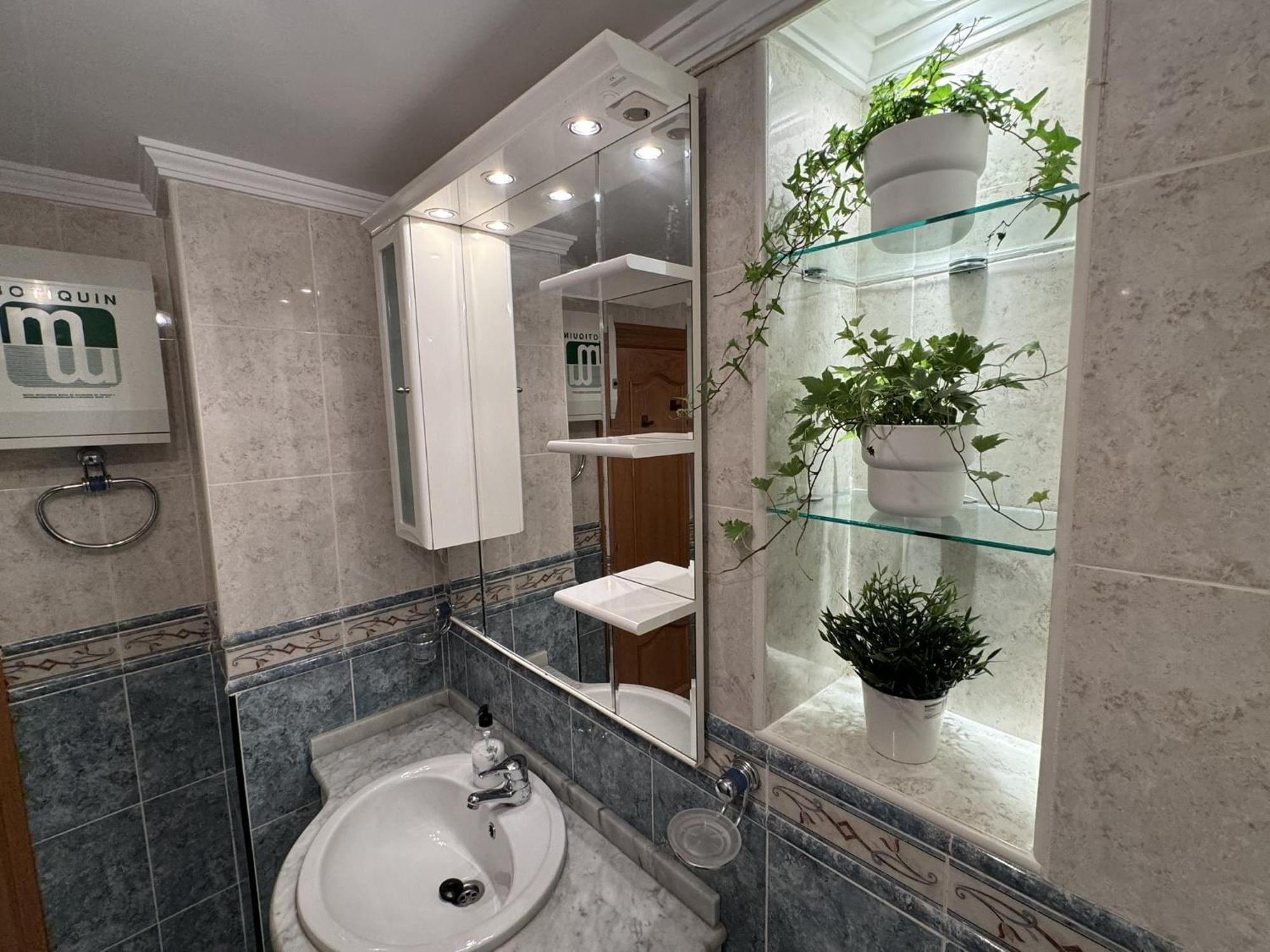 Beachfront Apartment With Terrace And Seaviews Fuengirola Zewnętrze zdjęcie